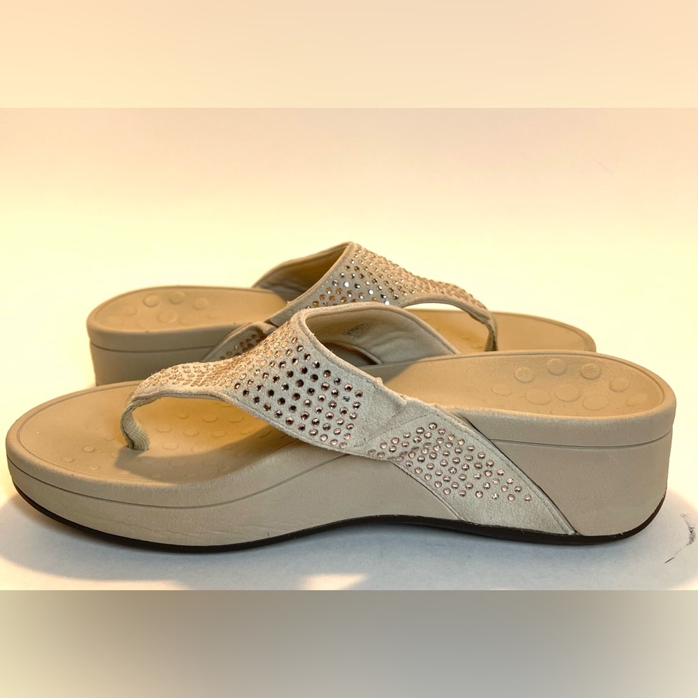 VIONIC Women’s Pacific Naples Thong
Champagne Size 8‎ - Picture 8 of 9